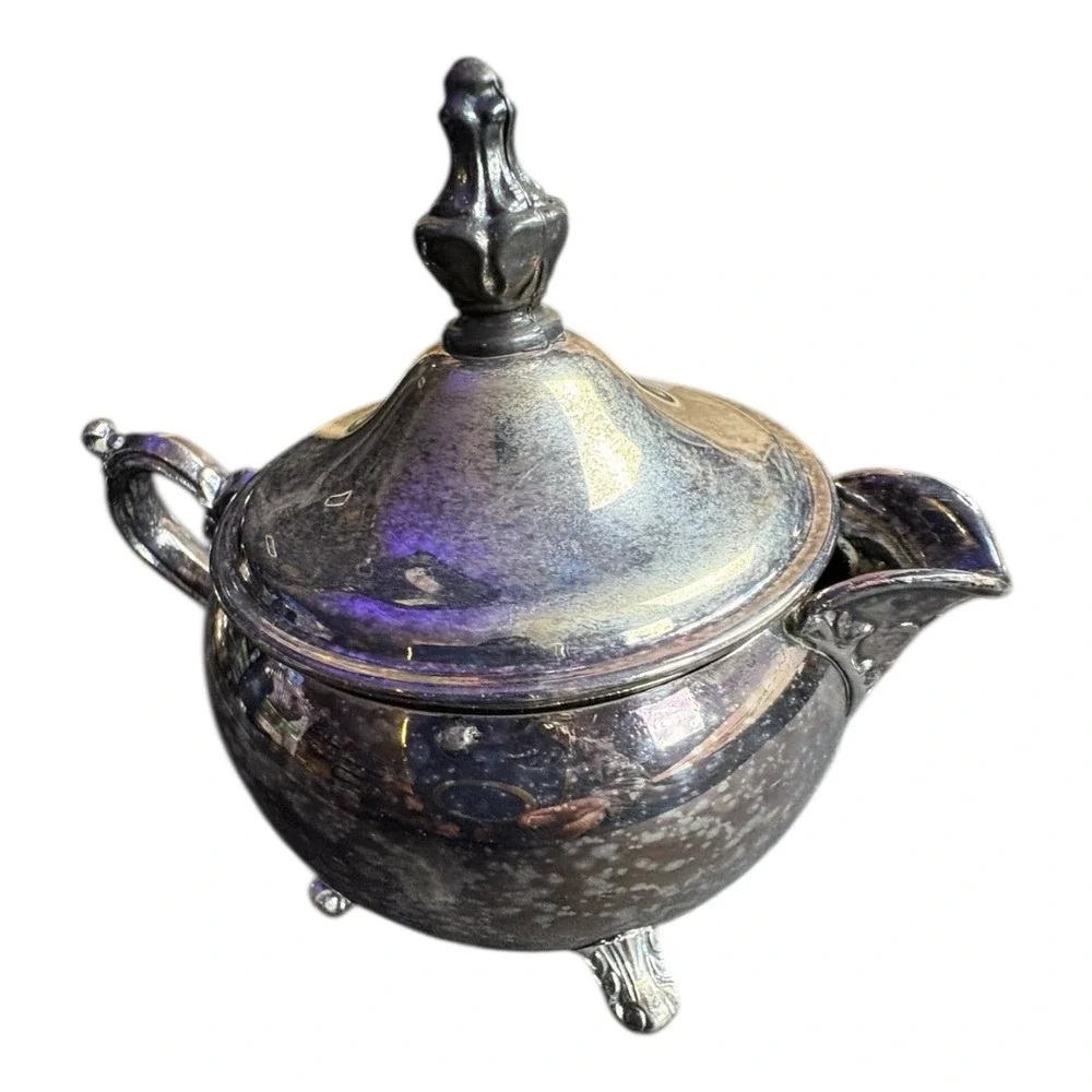 N/A vintage creamer